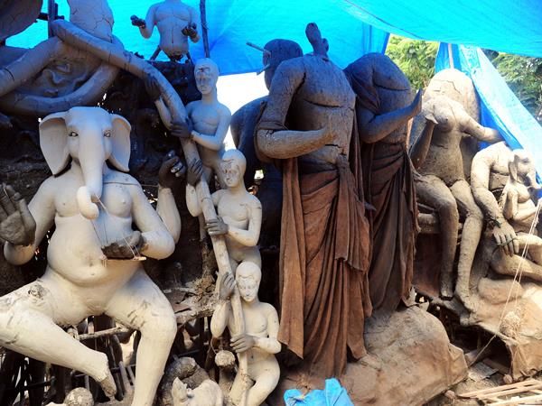 గణేషుడికి ఎన్ని రూపాలో... గణేషుడికి ఎన్ని రూపాలో...