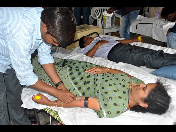 రక్త దానం