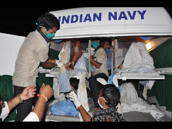 హెచ్‌పిసిఎల్ పేలుడు: ఐదుగురు అదృశ్యం