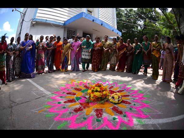 బతుకమ్మ ఆట