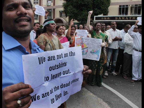 సోనియా మానియా