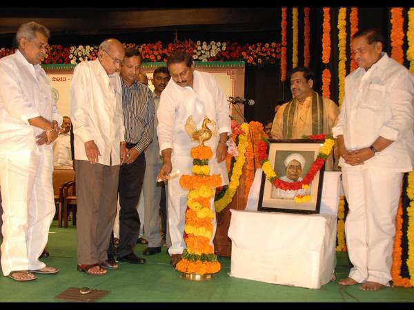 జ్యోతి ప్రజ్వలన