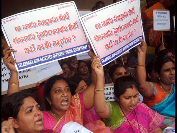 సీమాంధ్రులకు ప్రశ్నలు..