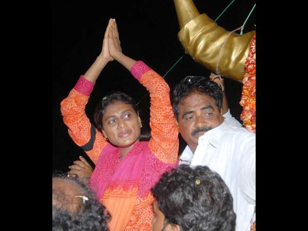 అభివాదం అభివాదం
