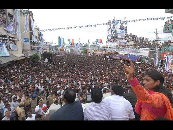 జగన్ ఒక్కడే! జగన్ ఒక్కడే!