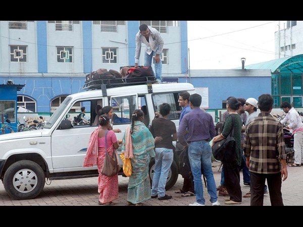 సుమో ప్రయాణం