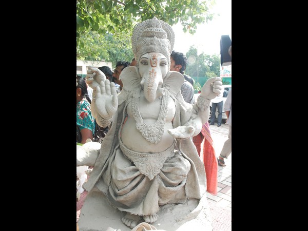 మట్టి గణేశులకు ప్రాధాన్యం