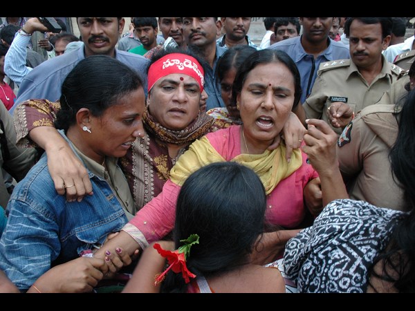 విమలక్క అరెస్ట