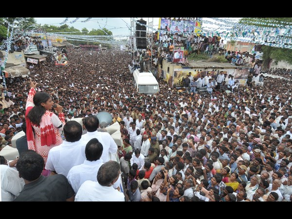 చంద్రబాబుపై ధ్వజం