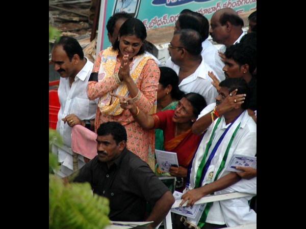 అభివాదం
