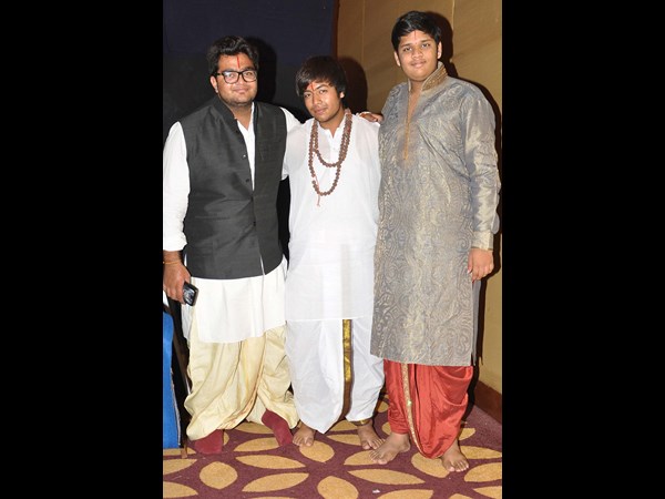 విద్యార్థులు