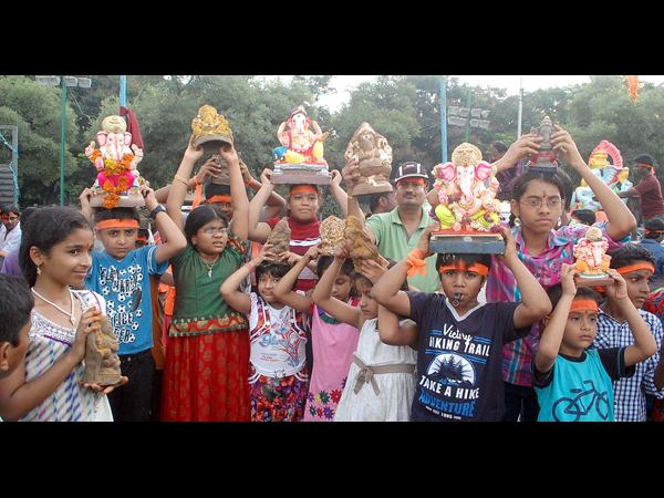 నెత్తిన గణపతి