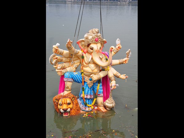 గణపతి నిమజ్జనం గణపతి నిమజ్జనం