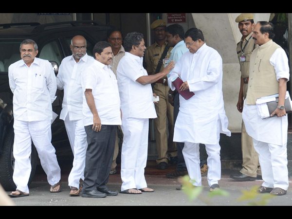 వట్టితో జానా