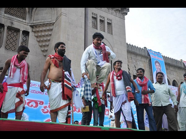 సాంస్కృతిక ప్రదర్శనలు