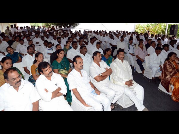 హాజరైన వారు