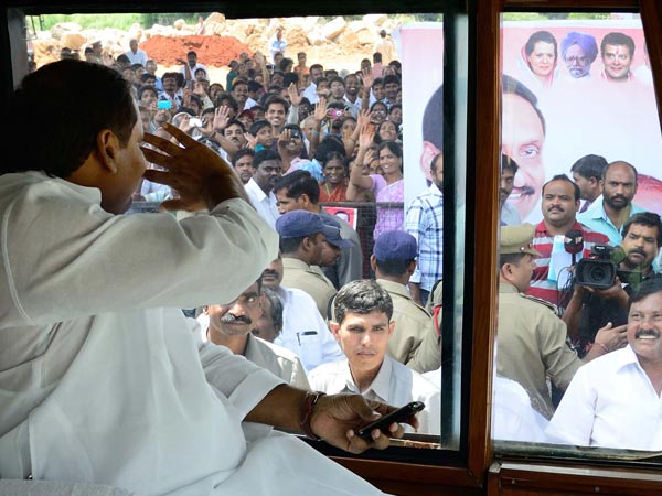 రహదారుల విస్తరణ