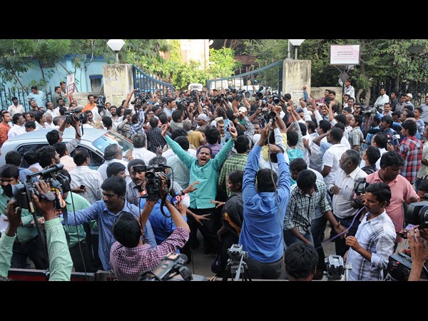 ఆనందం