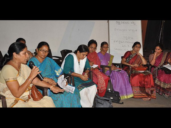 రచయితలు