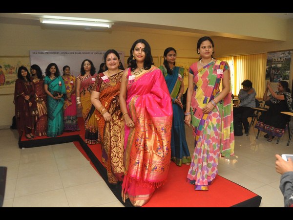 శ్రీమతి సిల్క్ మార్క్ 11 శ్రీమతి సిల్క్ మార్క్ 11