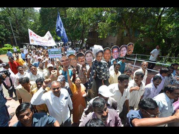 ర్యాలీ