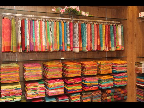 వస్త్రాలు