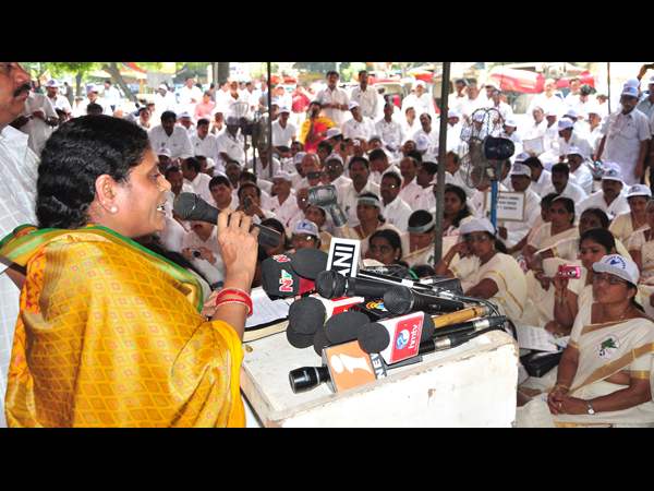 కిరణ్ పార్టీ పెడతారు..