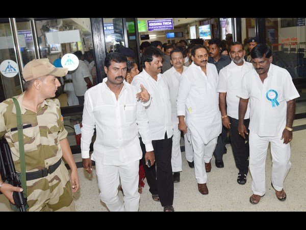 పర్యటన
