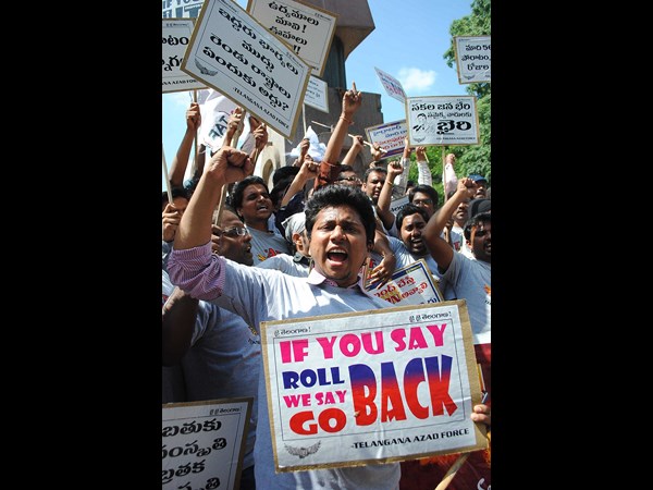 ఇద్దరు భార్యలు ముద్దు..