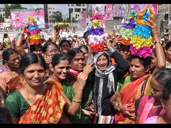 బతుకమ్మ