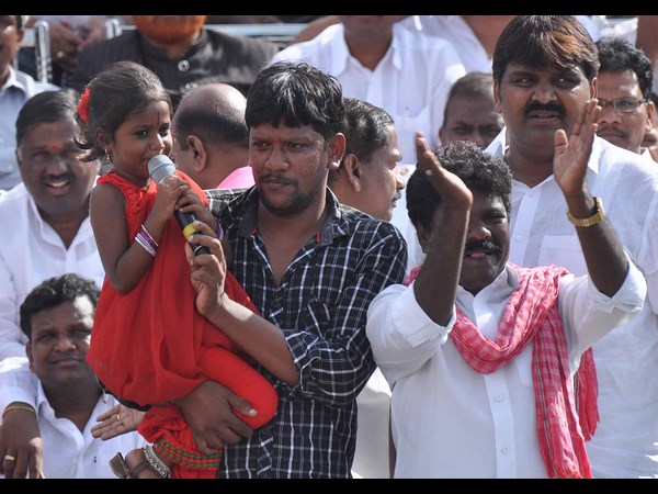 చిన్నారి పాట