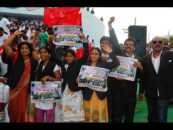 మహిళా న్యాయవాదులు