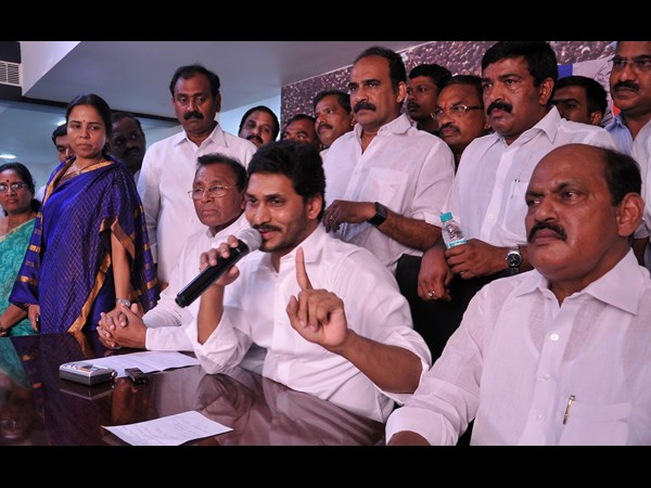 వైయస్ జగన్