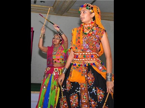 దాండియా 4