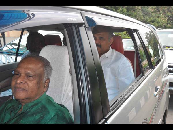 పాలడుగు, పార్థసారథి