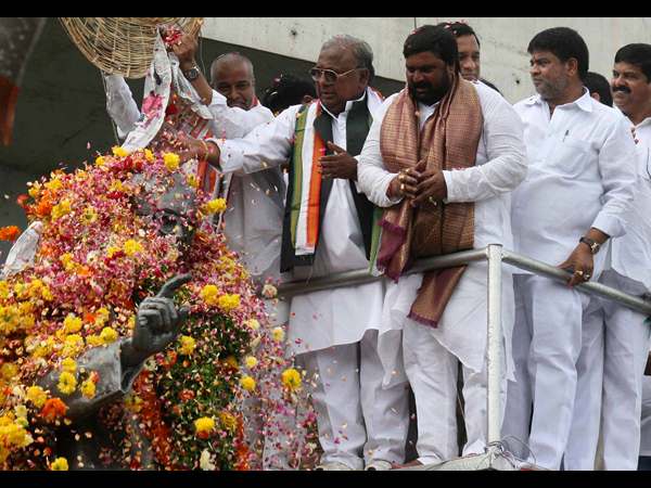 జగ్జీవన్ రామ్‌కు నివాళి