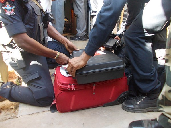 పోలీసులు