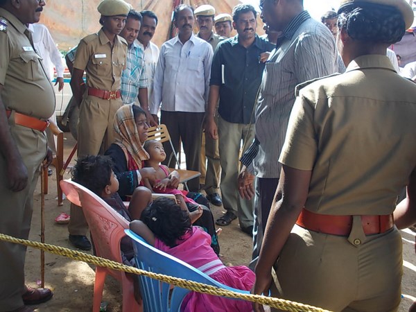 లొంగుబాటు