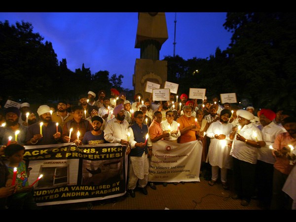 సిక్కులు 2