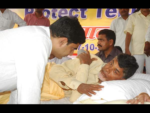 తనయుడితో