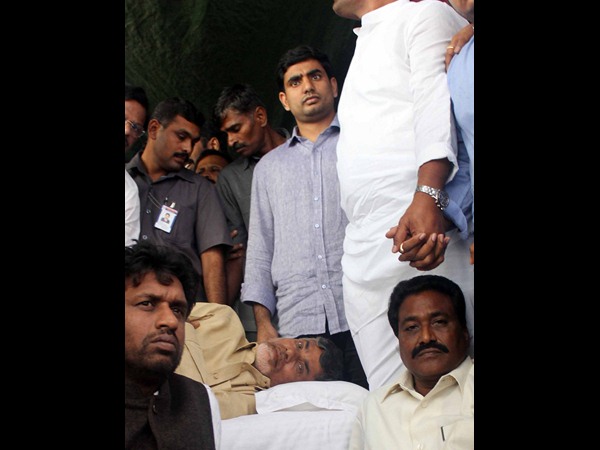 నారా లోకేష్ ఇలా...