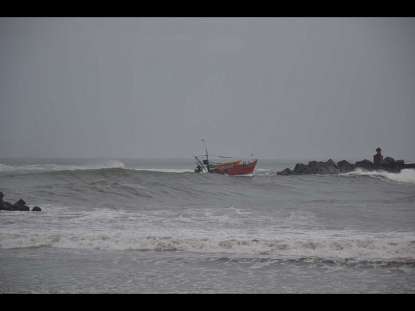 విశాఖకు రఘువీరా రెడ్డి