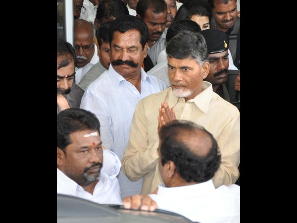 బయటకు వస్తూ...