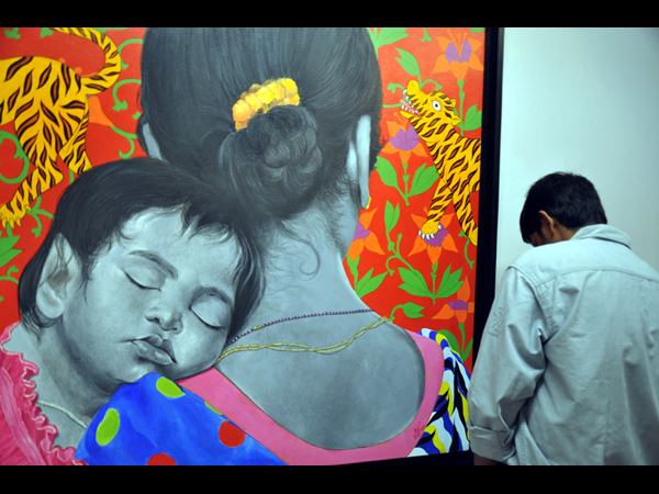 గ్యాలరీ వ్యక్తి..