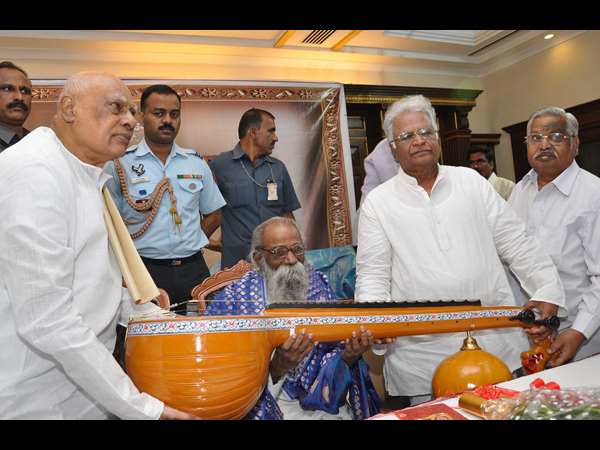 రావూరి 14 రావూరి 14