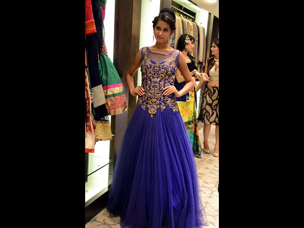 మోడల్స్ 8