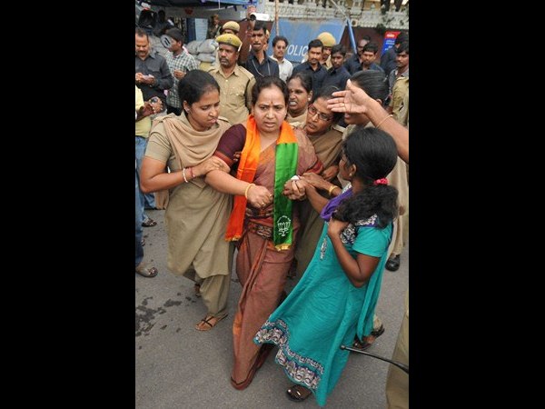 టెక్కీ 13