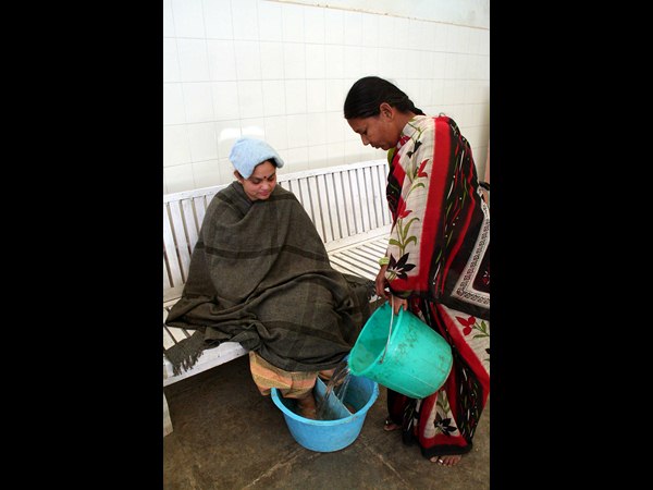 కాలి స్నానం (ఫుట్ బాత్)