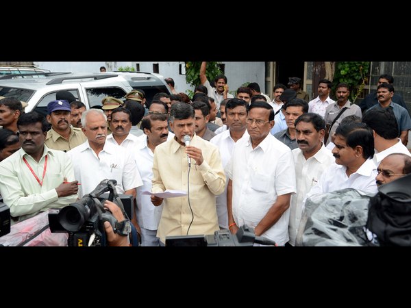 మీడియాతో చంద్రబాబు
