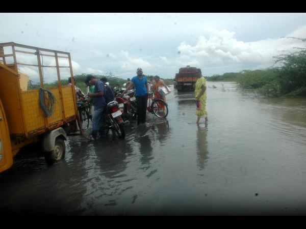 వర్షం 9
